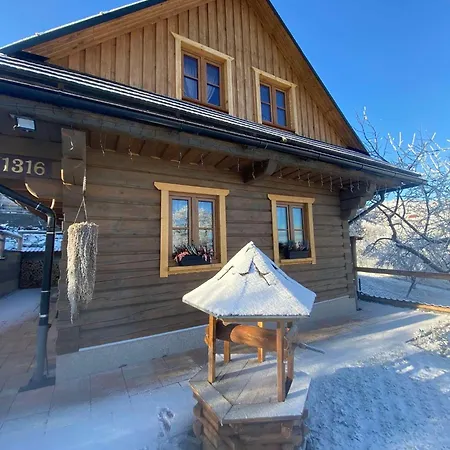 Holiday home Drevenica Line *